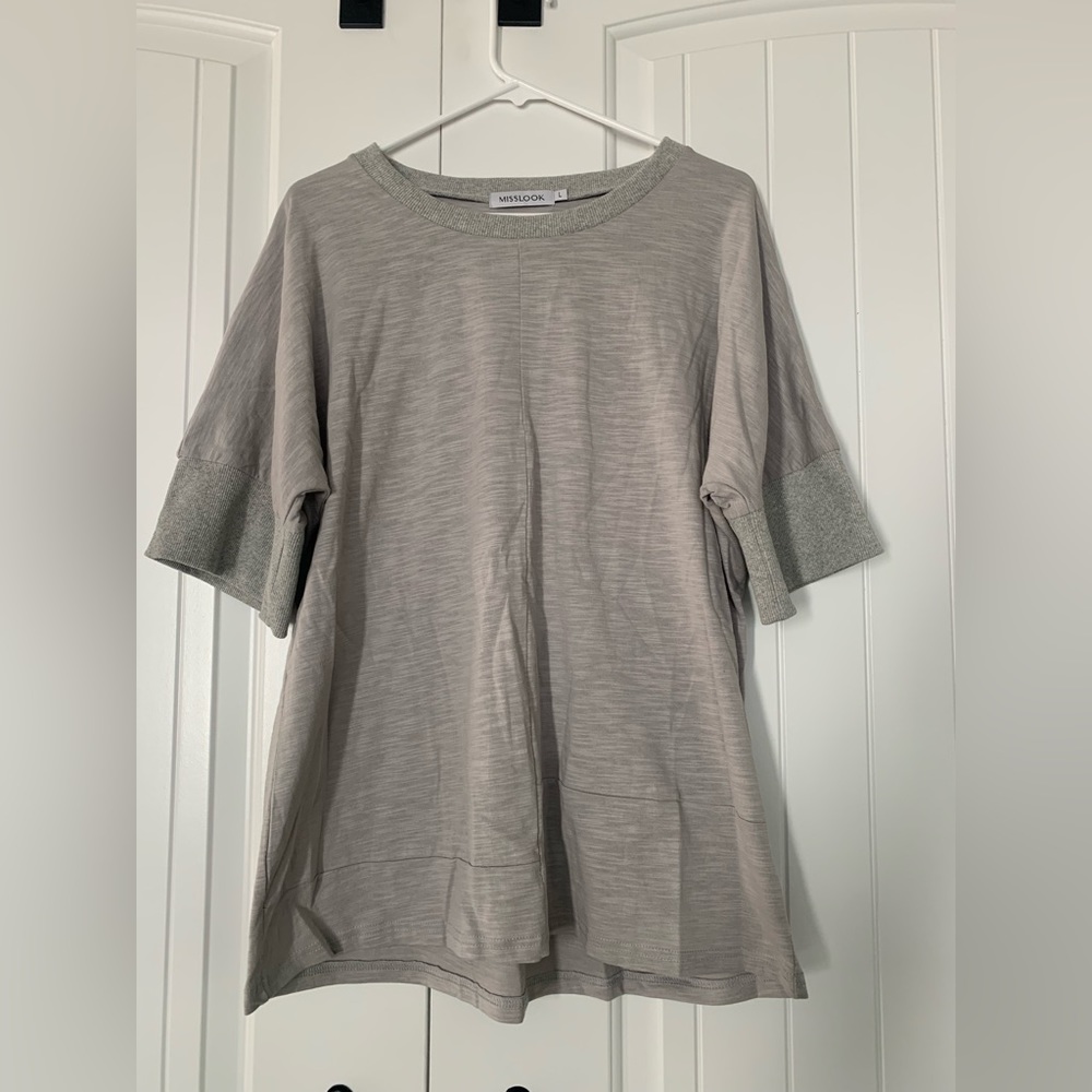 MissLook gray tshirt with banded arm